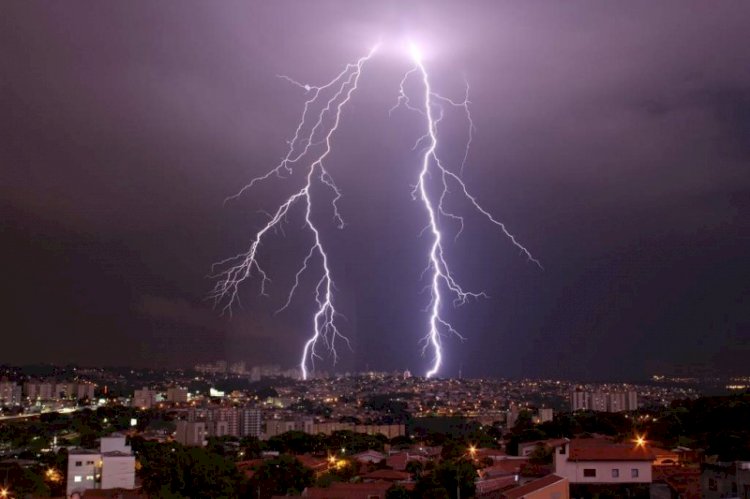 Inmet emite alerta laranja para MT e prevê temporais ao longo da semana, Barra esta entre as 100 cidades