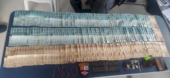 POXORÉU - DUAS PESSOAS PRESAS, POSSÍVEIS APLICADORES DE GOLPE DA OLX  NA INTERNET