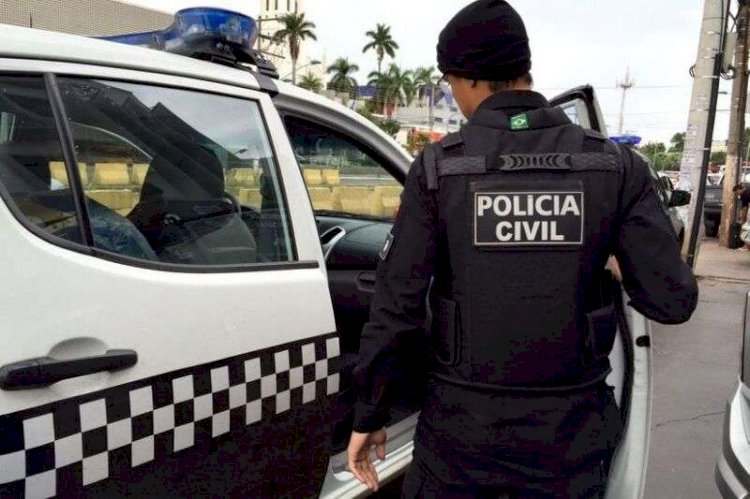 Agressor reage à prisão, tenta tomar arma e quebra nariz de policial em MT