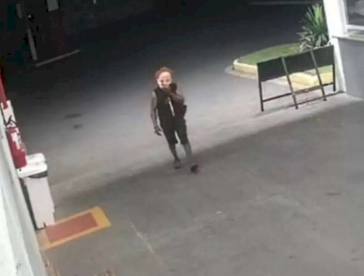 Homem entra em hospital de VG usando máscara do