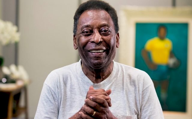 Pelé, atleta do século, morre em São Paulo aos 82 anos