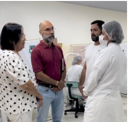 Pesquisador da Fiocruz visita o UNIVAR objetivando uma futura parceria