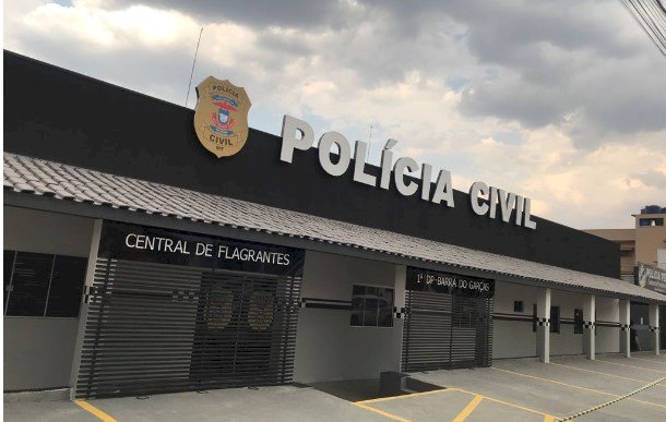 Jovem é preso pela Polícia Civil após replicar mensagens falsas e provocar pânico em comunidade escolar