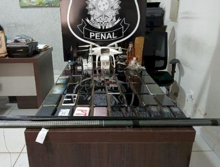Polícia Penal apreende drone e mais de 30 celulares na Penitenciária de MT